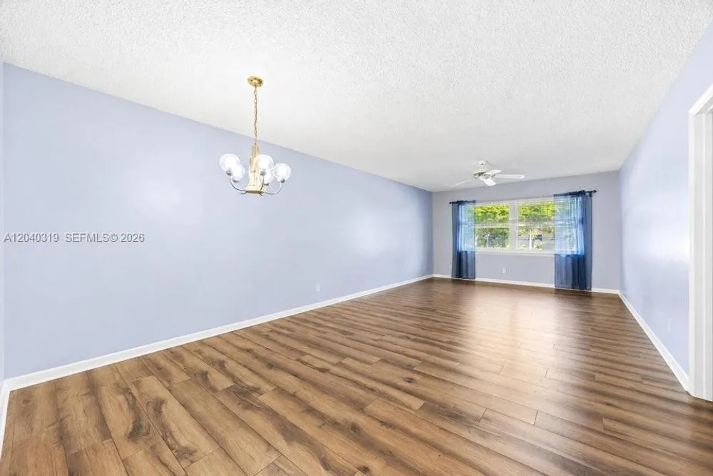860 SE 6th Ave, Deerfield Beach, FL 33441