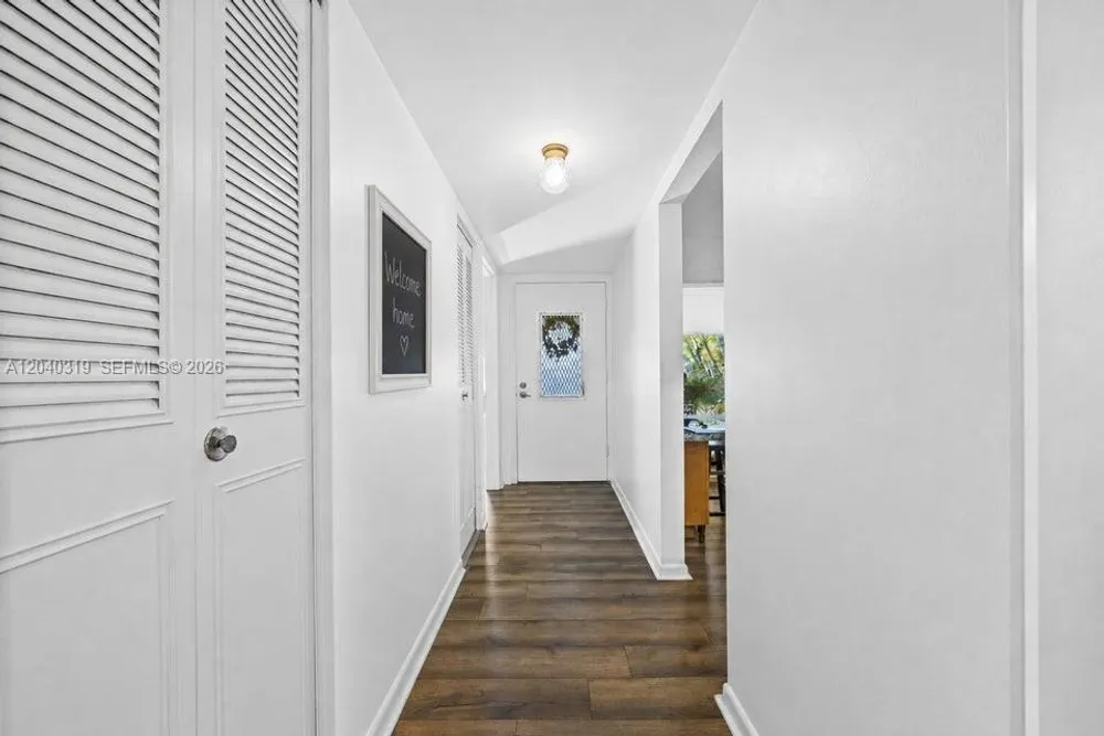 860 SE 6th Ave, Deerfield Beach, FL 33441