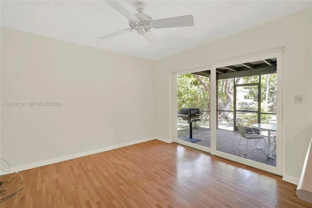 10435 SW 96th St, Miami, FL 33176