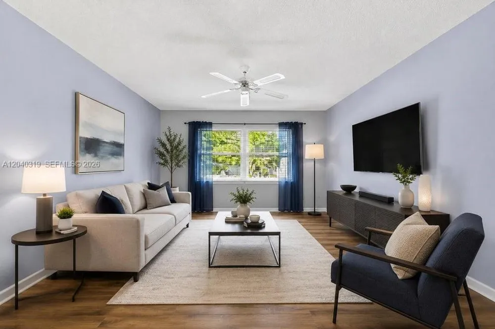 860 SE 6th Ave, Deerfield Beach, FL 33441