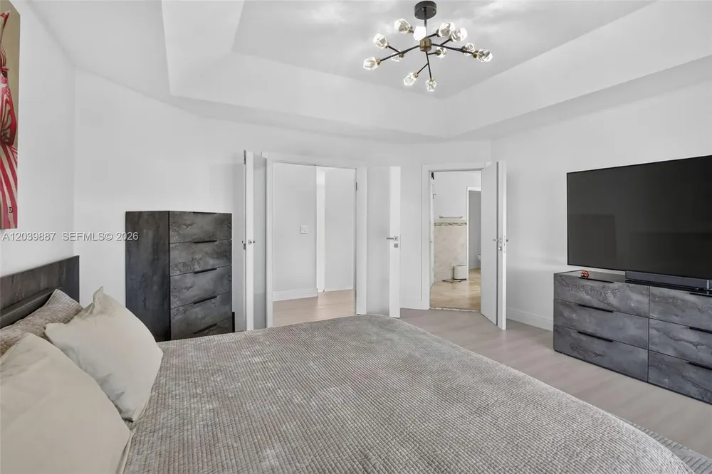 16233 Opal Creek Dr, Weston, FL 33331