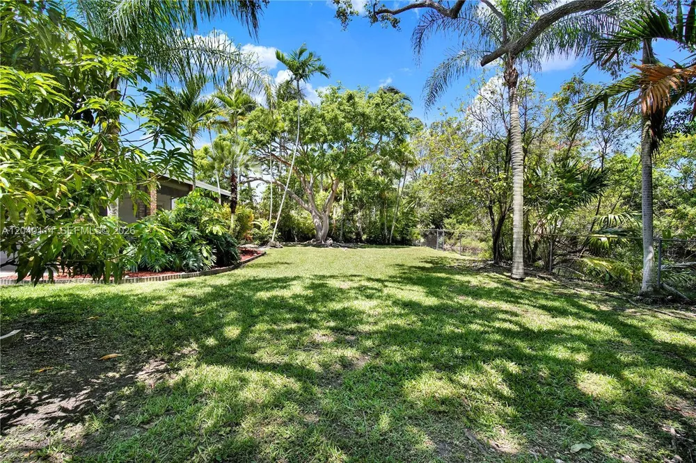 10435 SW 96th St, Miami, FL 33176