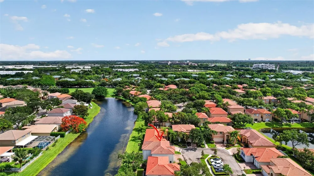 16233 Opal Creek Dr, Weston, FL 33331