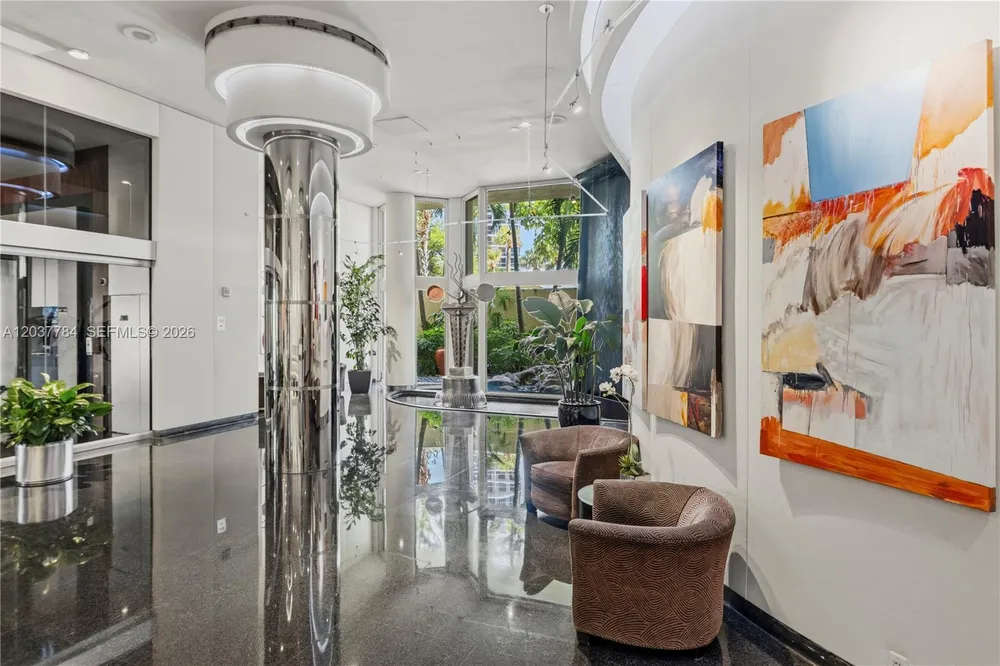20191 E Country Club Dr, Aventura, FL 33180