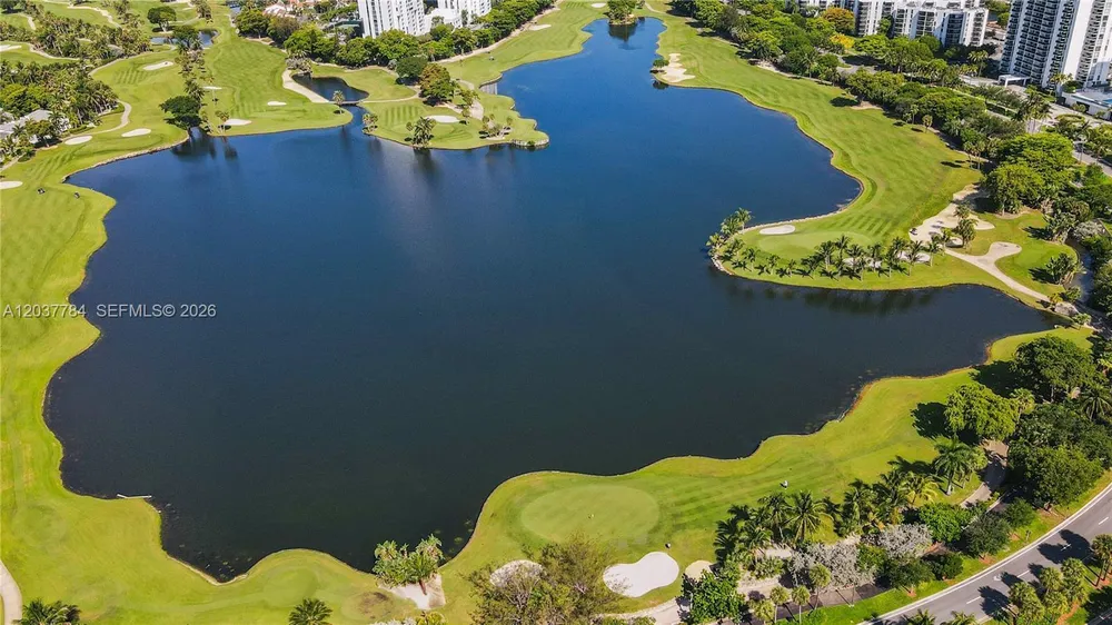 20191 E Country Club Dr, Aventura, FL 33180