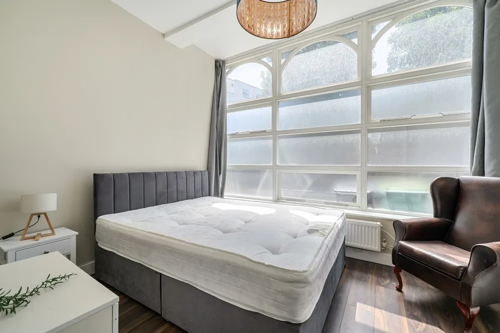 Grafton Road London NW5 photo 5