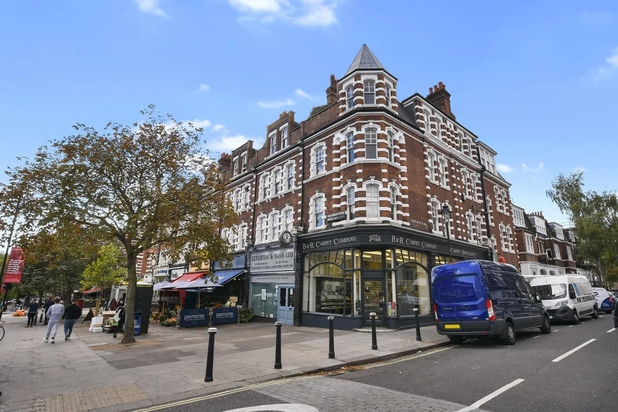 Haverstock Hill Belsize Park NW3 photo 4