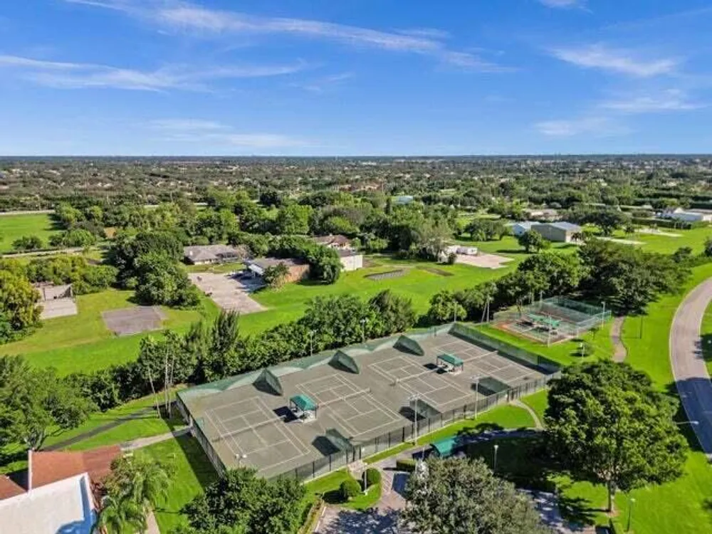 7301 Amberly Ln, Delray Beach, FL 33446