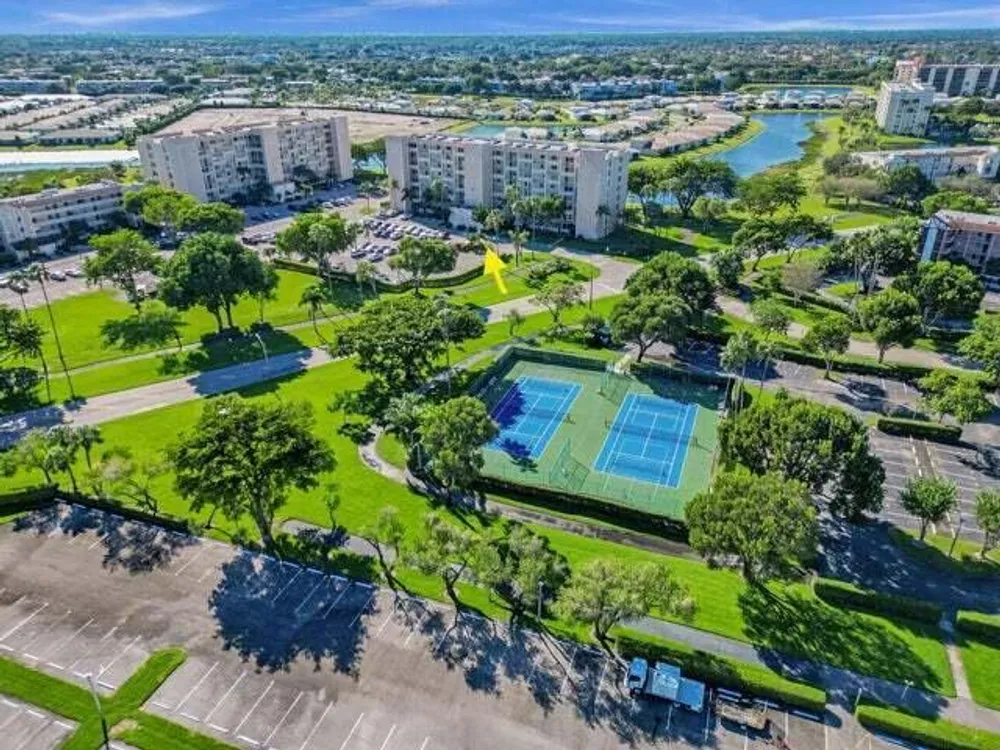 7301 Amberly Ln, Delray Beach, FL 33446
