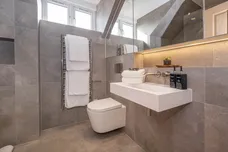 Strawberry Hill Road Twickenham TW1 photo 10