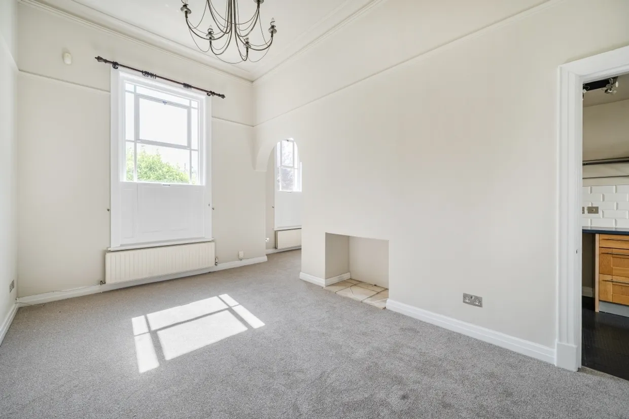 Suffolk Square, Cheltenham, GL50 2DY photo 8