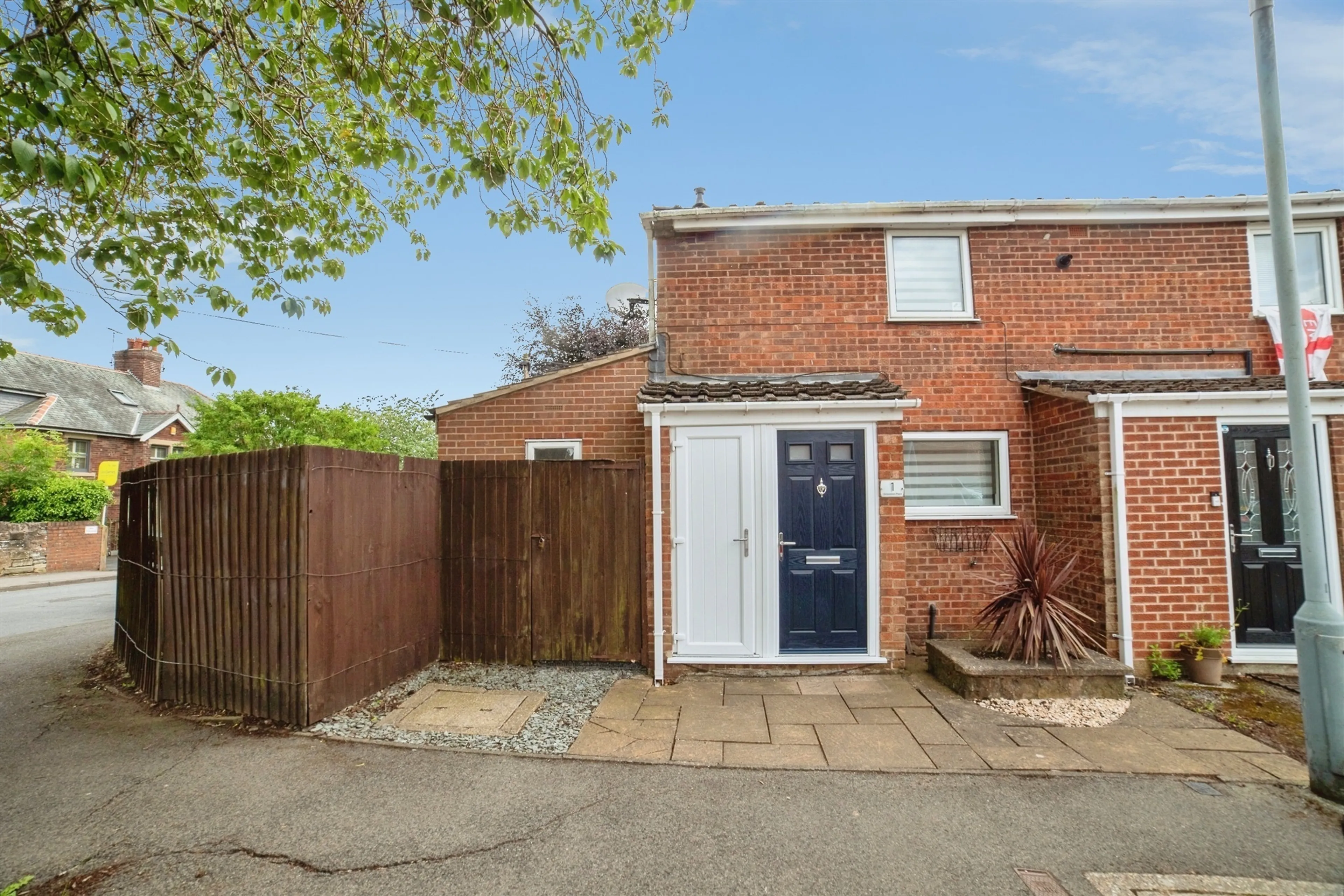 Property photo 0