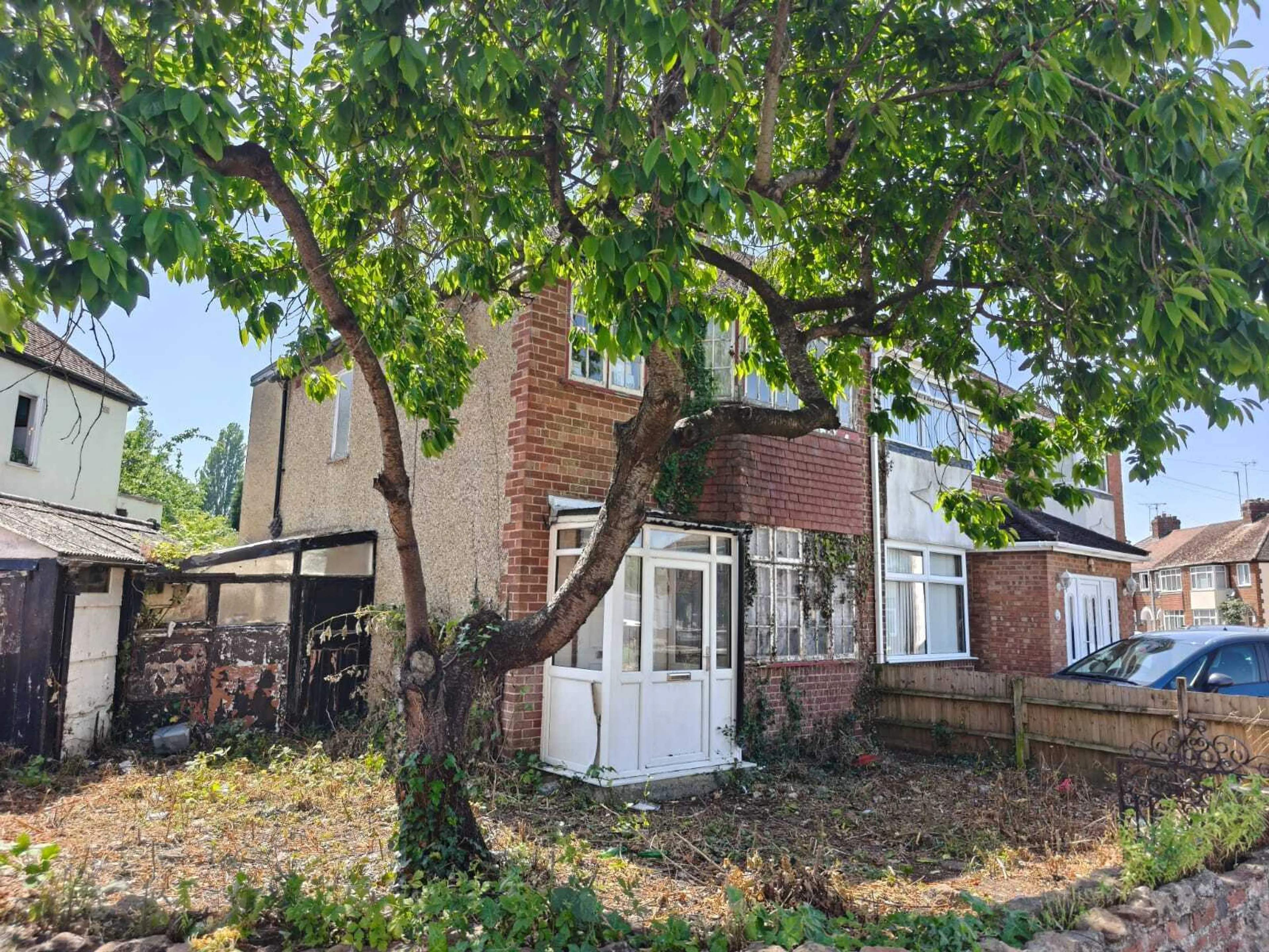 Property photo 0