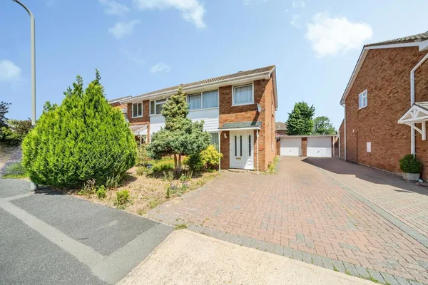 Temple Close, Bletchley, Milton Keyne...