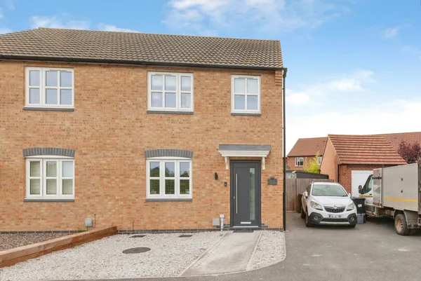 Tumblin Fields Close, Desford, Leices...