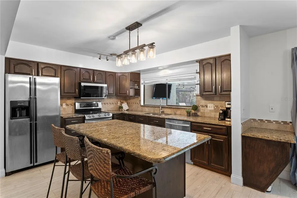 12603 Rain Forest St, Temple Terrace, FL 33617