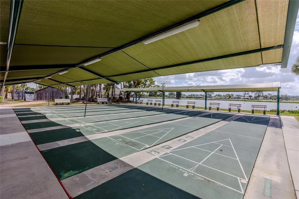2100 Kings Hwy, Port Charlotte, FL 33980