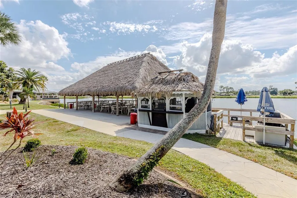 2100 Kings Hwy, Port Charlotte, FL 33980