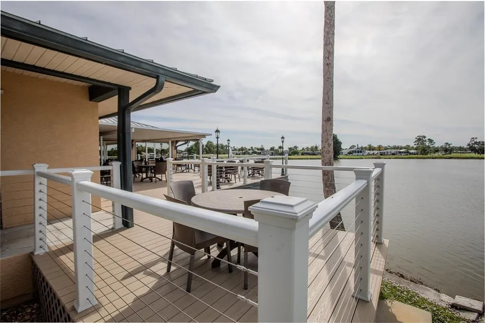 2100 Kings Hwy, Port Charlotte, FL 33980