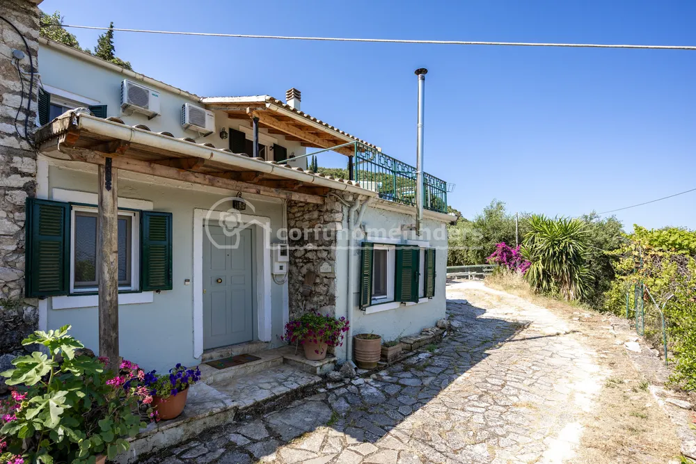 SPITI RODI, Vrachleri, Corfu