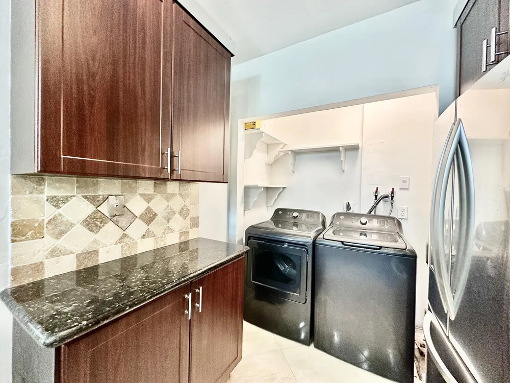 1917 NW 94th Ave, Coral Springs, FL 33071