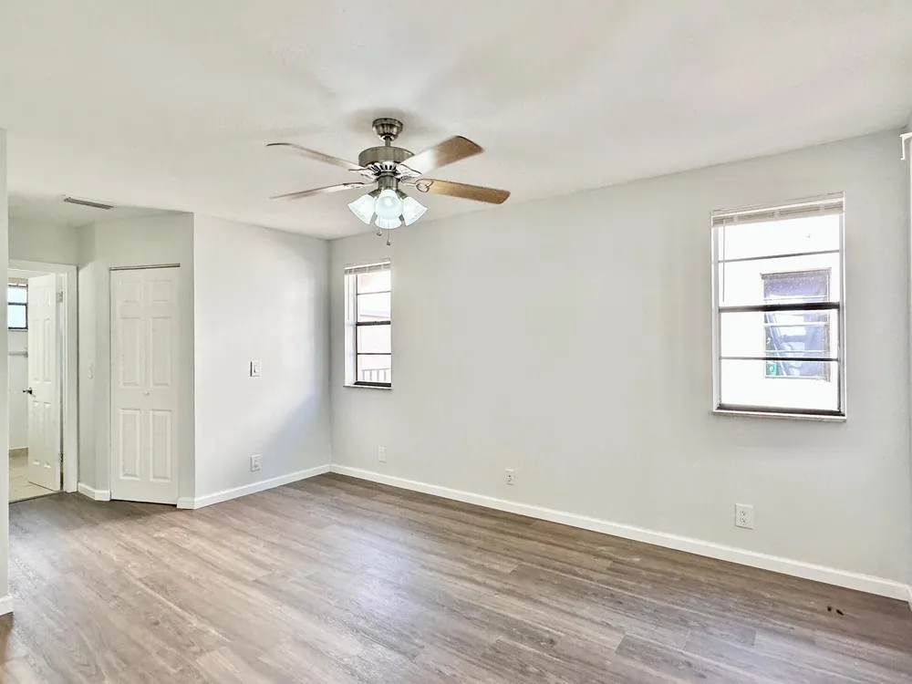 1917 NW 94th Ave, Coral Springs, FL 33071