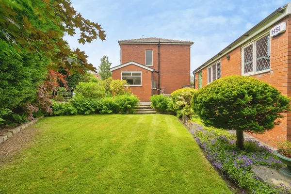 Norfolk Drive, Farnworth, Bolton, Gre...