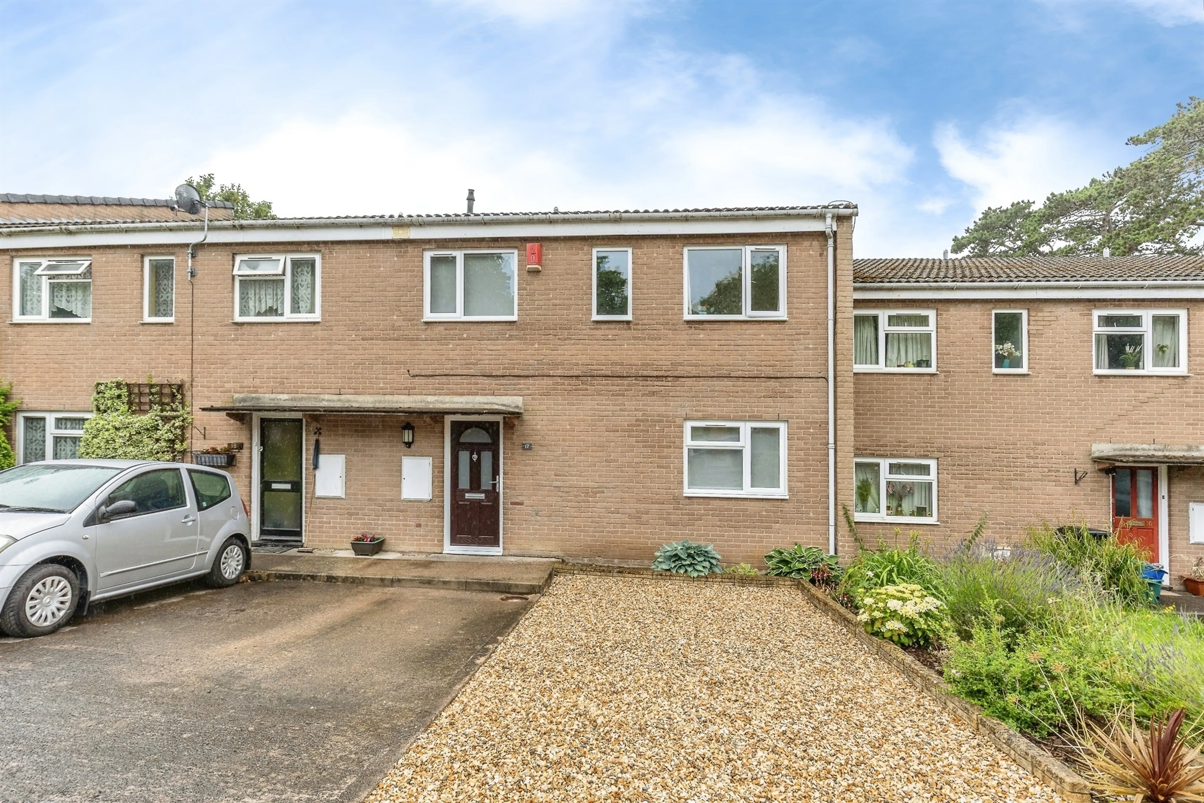 Property photo 0