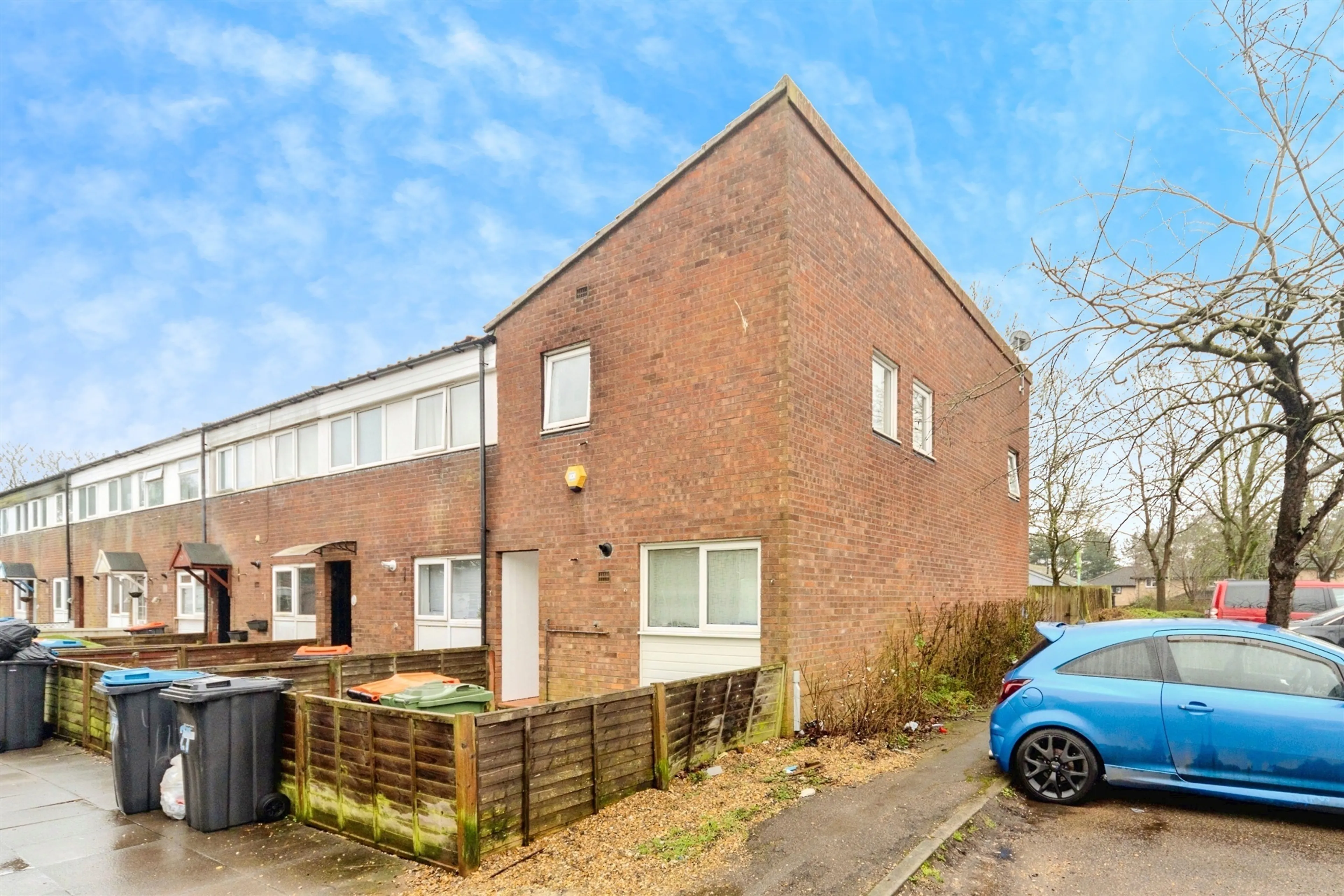 Property photo 0