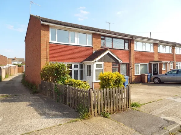 Woodmanhurst Road, Stanford-Le-Hope