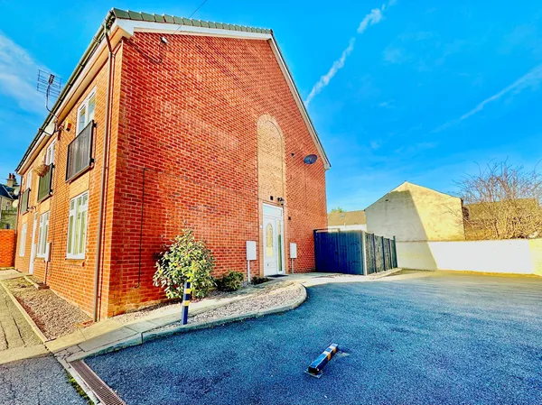 Ashland Road, Eckington, Sheffield, S21