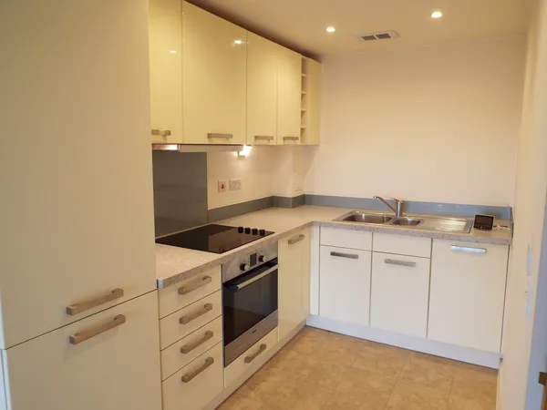 Alisander Close, Snodland, ME6