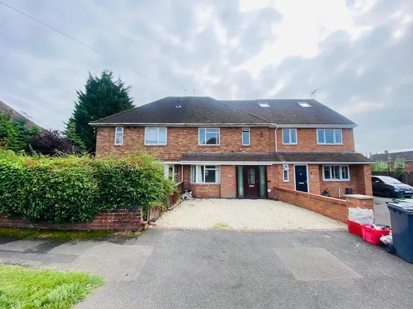 Edmondscote Road, Leamington Spa