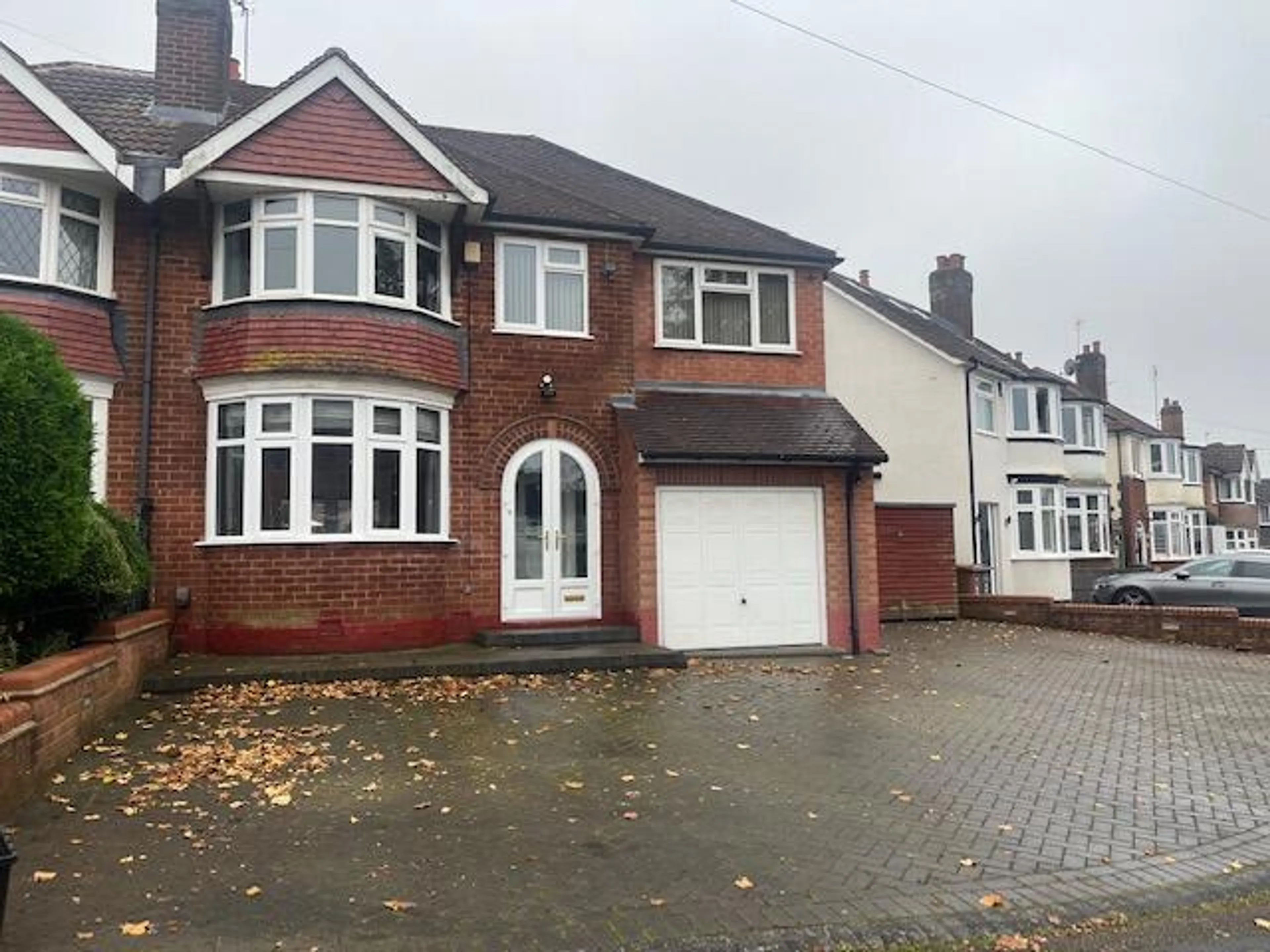 Property photo 0
