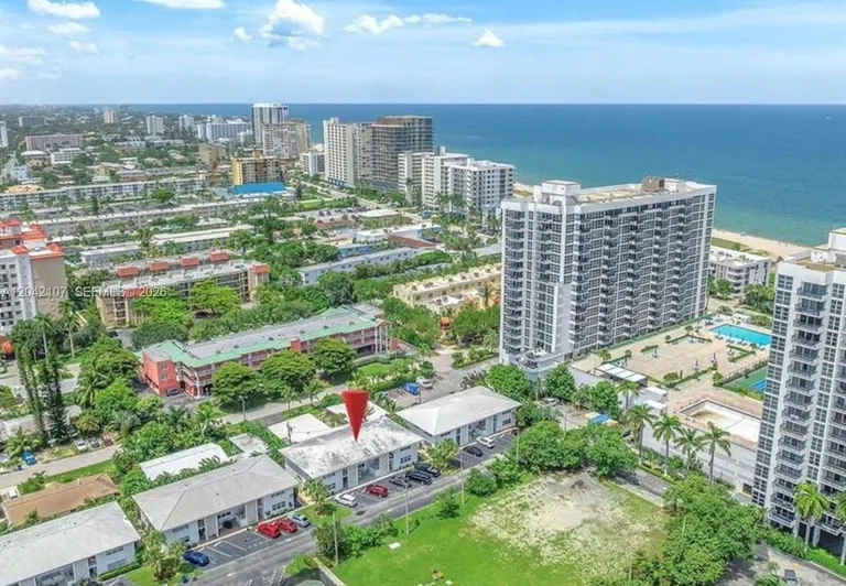 3213 Colony Club Rd, Pompano Beach, FL 33062