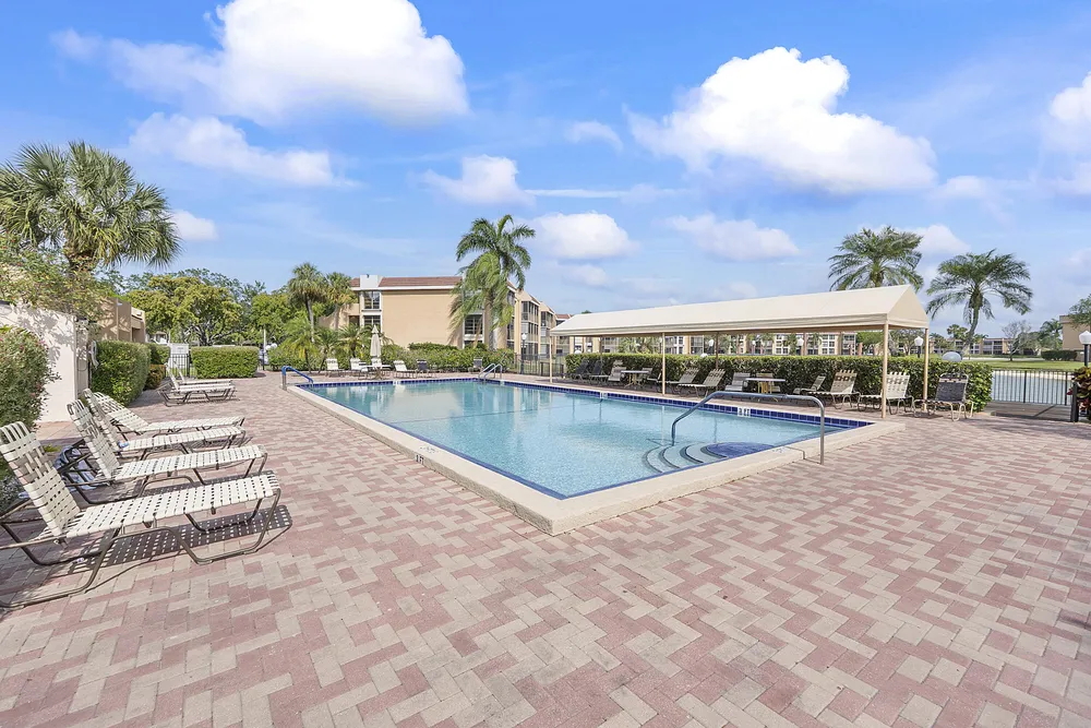 5828 Coral Lake Dr, Margate, FL 33063