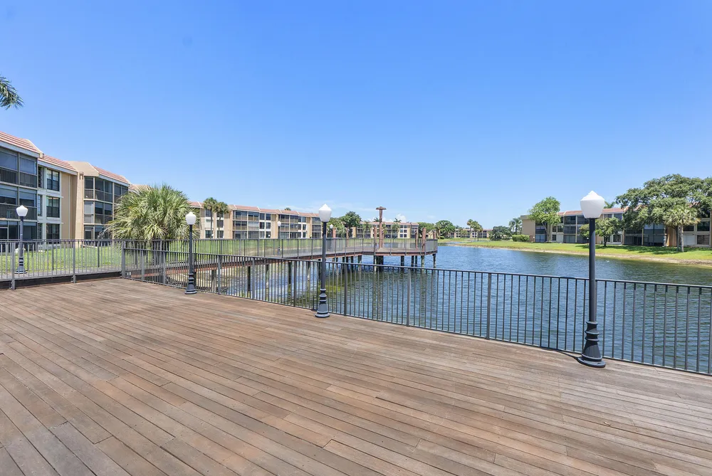 5828 Coral Lake Dr, Margate, FL 33063