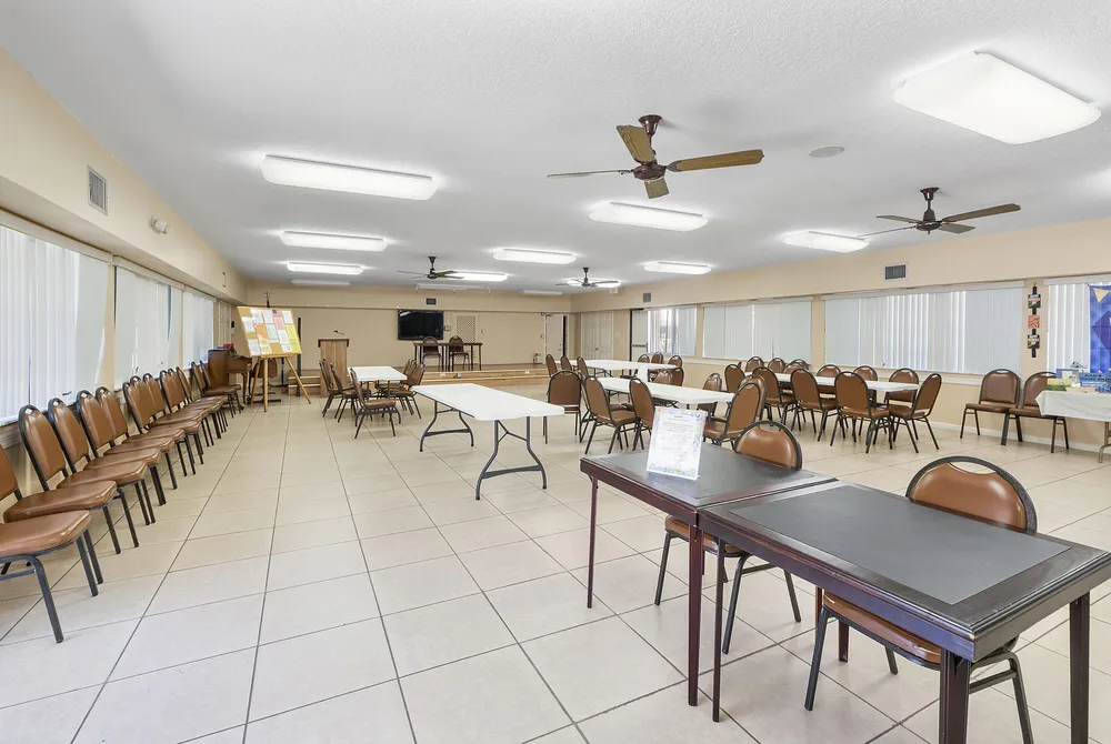 5828 Coral Lake Dr, Margate, FL 33063