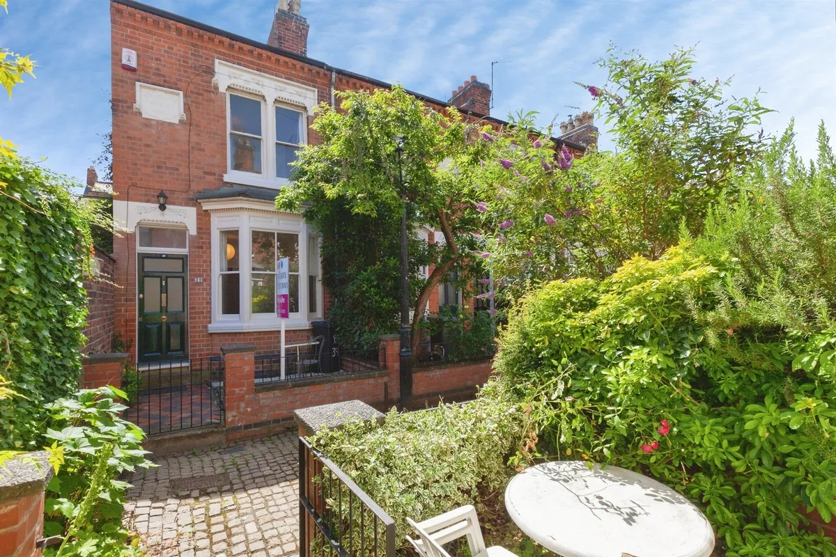 Brookhouse Avenue, Leicester