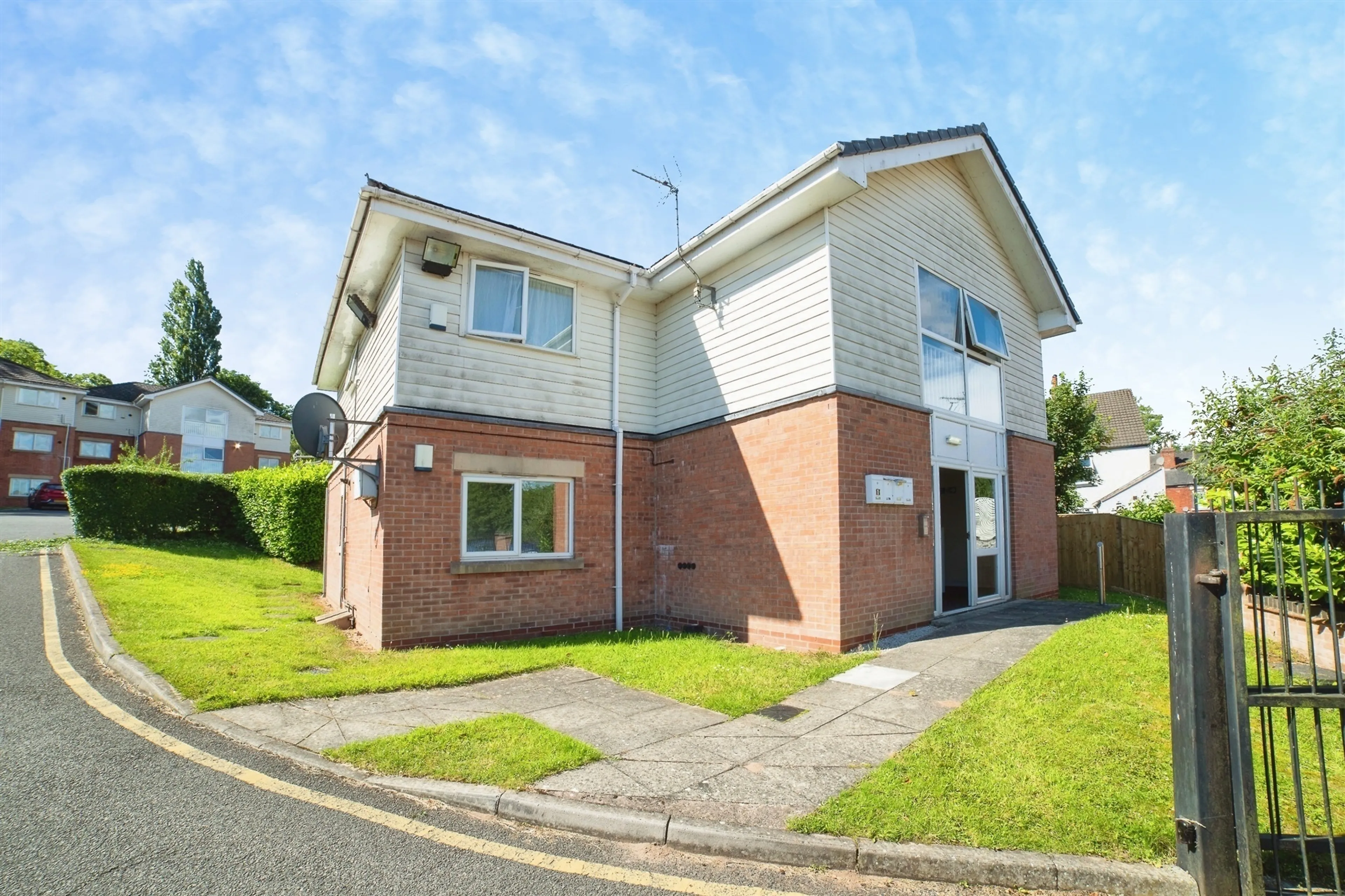 Property photo 0