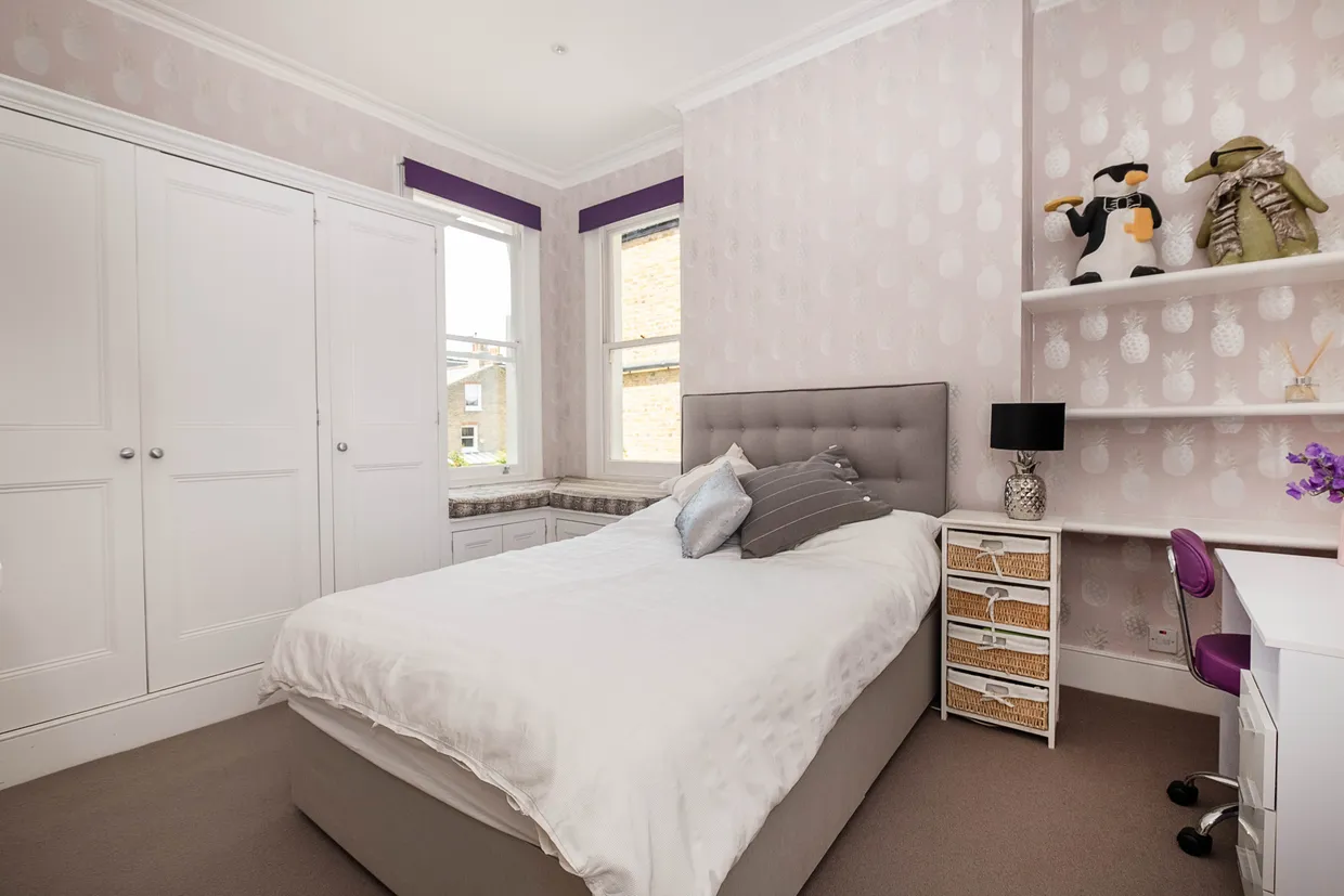 Swanage Road, London, SW18 photo 10