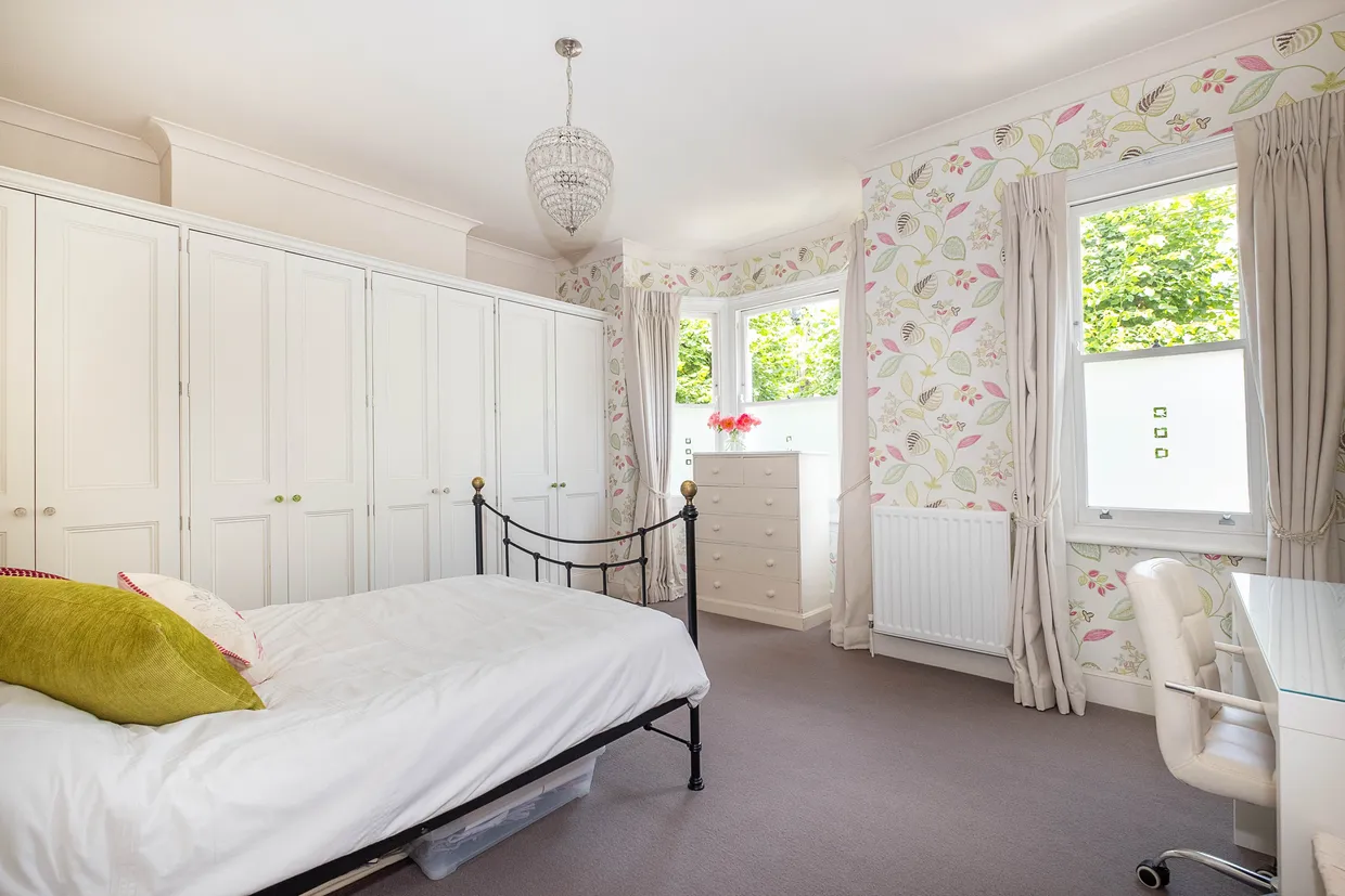 Swanage Road, London, SW18 photo 9