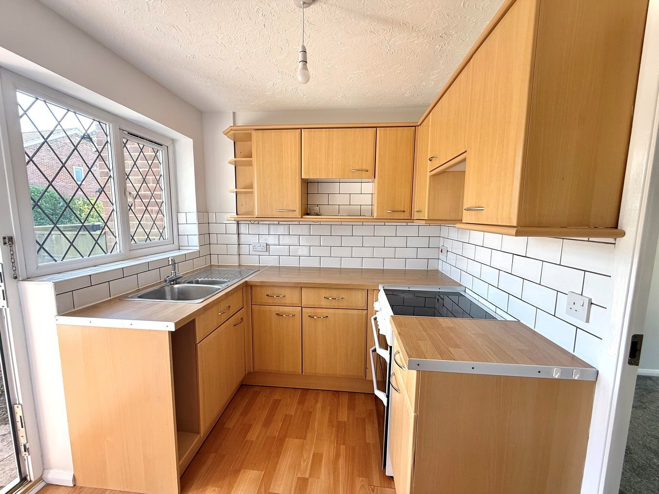 Challis Place, Binfield, Bracknell, RG42 Image 2