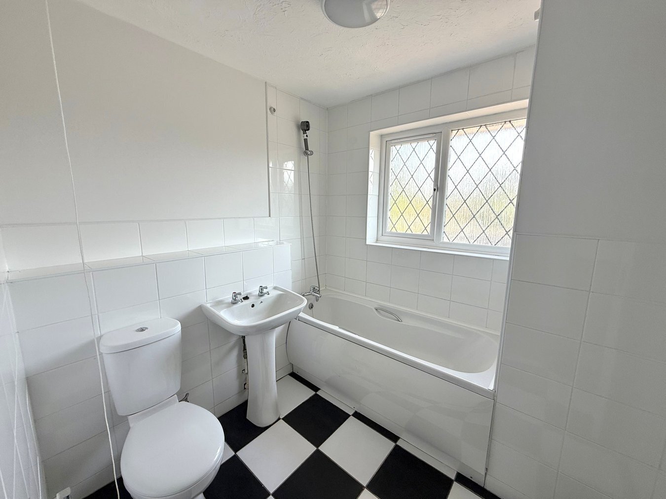 Challis Place, Binfield, Bracknell, RG42 Image 8