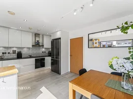 Tomblin Mews, London thumb 3