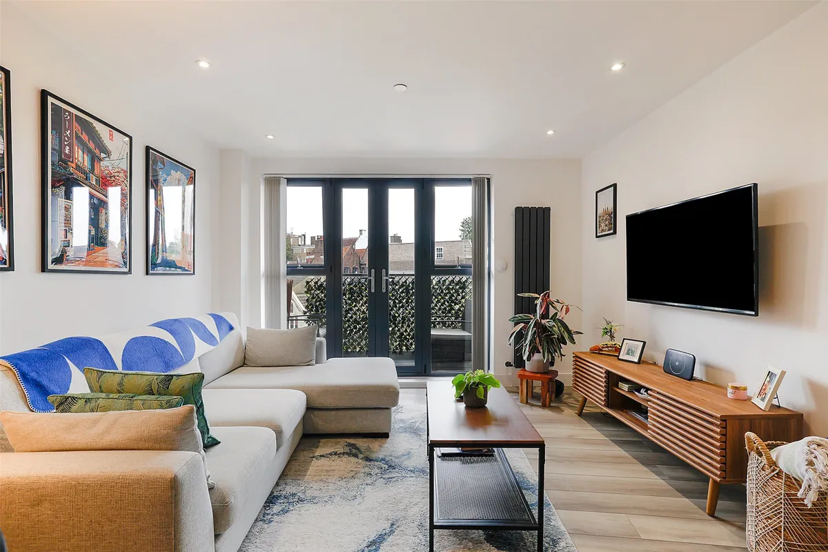 Bridge Street, Leatherhead, Surrey, KT22