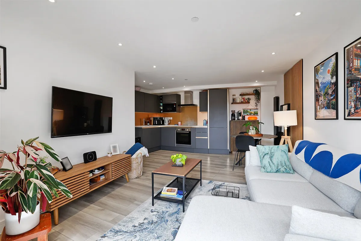 Bridge Street, Leatherhead, Surrey, KT22