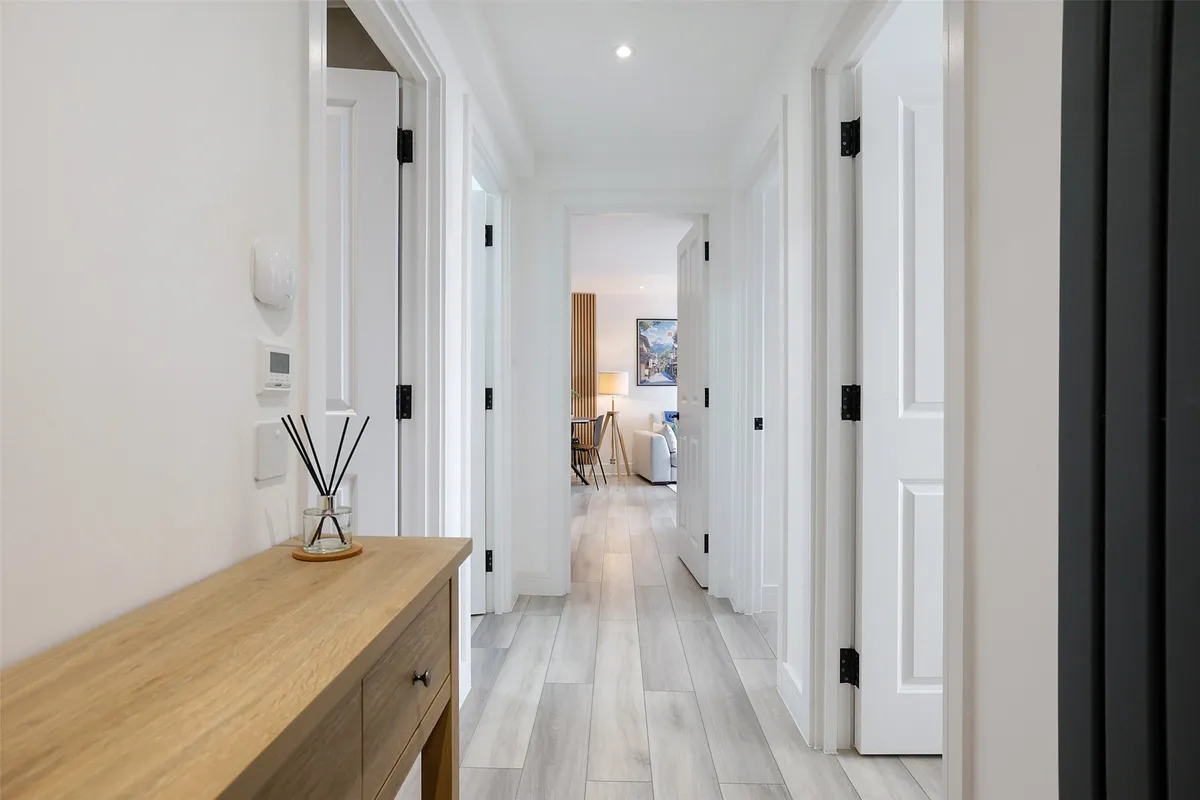 Bridge Street, Leatherhead, Surrey, KT22