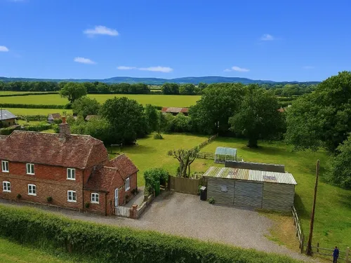 Chalvington Road, Golden Cross, Hailshamphoto