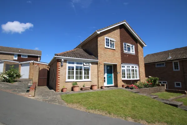 Bullfinch Road, Selsdon, CR2 8PW